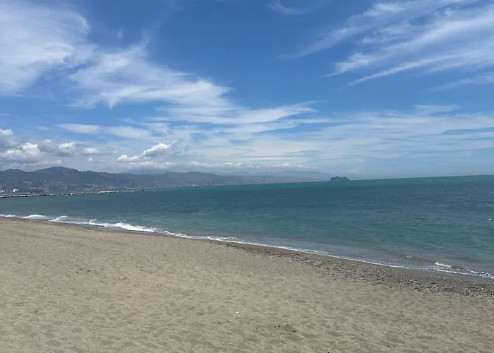 Meme Playa Feriehus Málaga